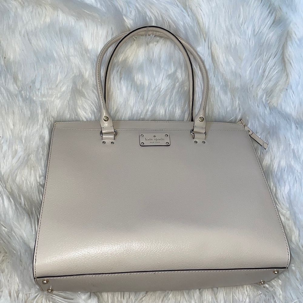 Classy kate spade ♠️ tote